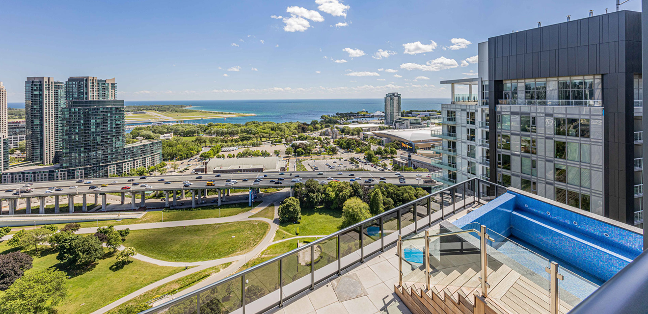 Garrison Point Condos – 30 Ordnance St, Toronto – Outdoor Pool